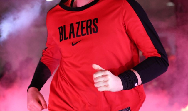 kaiyun体育-拓记：克林根仍是中锋位置的最优选 罗威伤多&amp;杨瀚森的篮板待考验