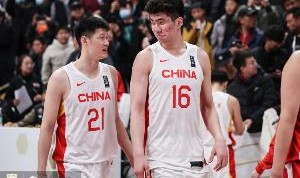 赛事服务-媒体人：定海神针胡金秋 后起之秀王俊杰 意外之喜余嘉豪