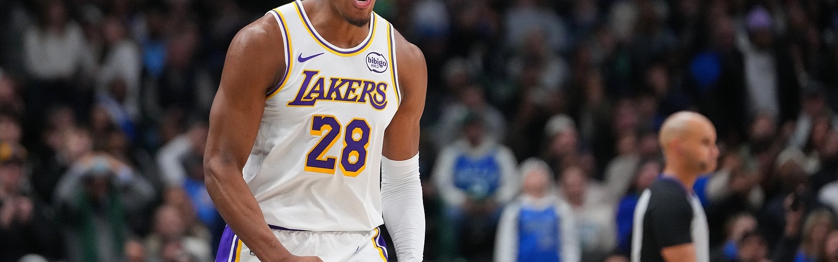 开云体育在线-胜负晴雨表！八村垒本赛季得分15+的比赛 湖人10胜1负