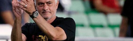 开云直播-执教千场 魔力鸟与瓜帅交手最多 忠臣良将卡瓦略