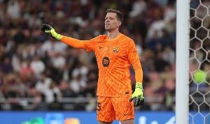 赛事服务-阿斯：什琴斯尼生涯扑点成功率近30%，国王杯若踢点球巴萨也不虚