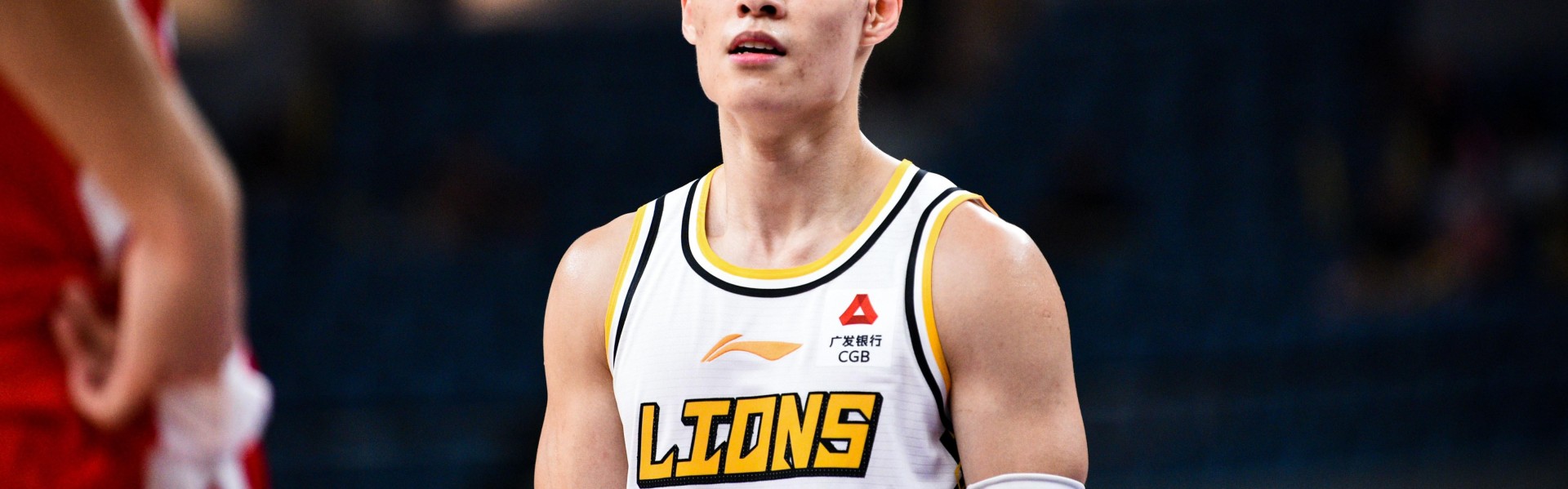 体育入口-台媒：大学浴室藏针孔相机，广厦球员林秉圣等多位运动员遭偷拍