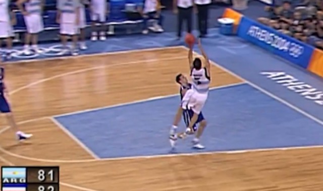 妖刀！21年前的今天：吉诺比利雅典奥运会惊天漂移绝杀！