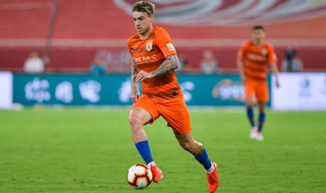 格德斯归途受阻+续约艰难 巴媒：正寻求与泰山解约