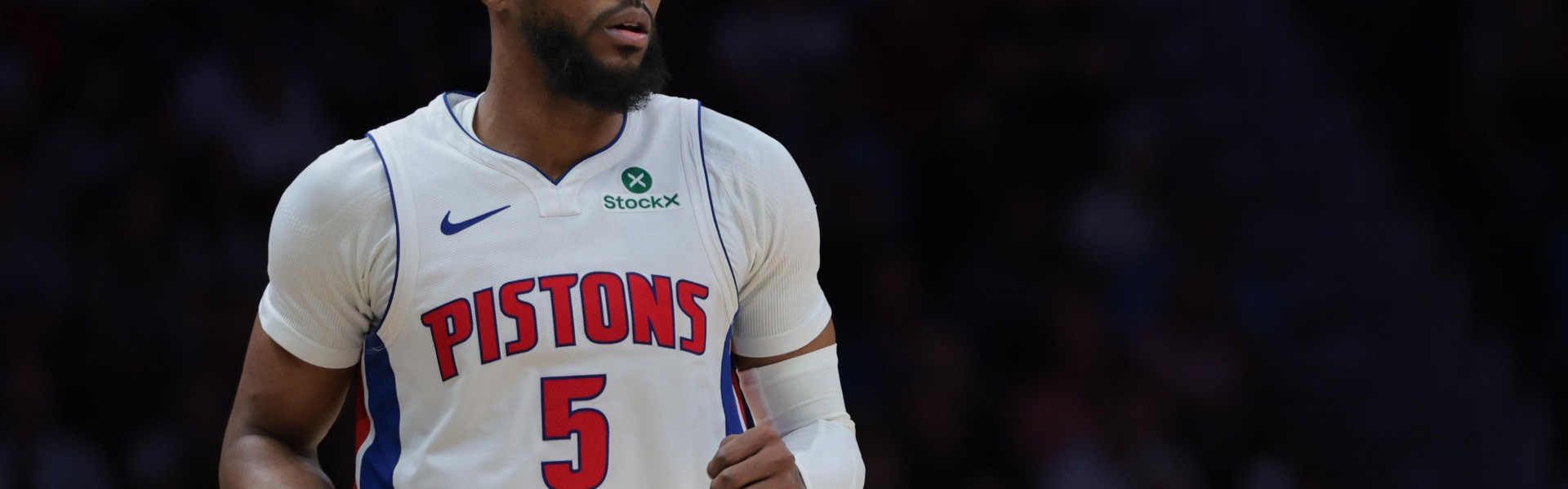 开云体育在线-未受到赌球指控！Scotto：尼克斯骑士有意比斯利但只能提供底薪