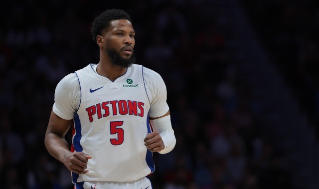 开云体育在线-未受到赌球指控！Scotto：尼克斯骑士有意比斯利但只能提供底薪