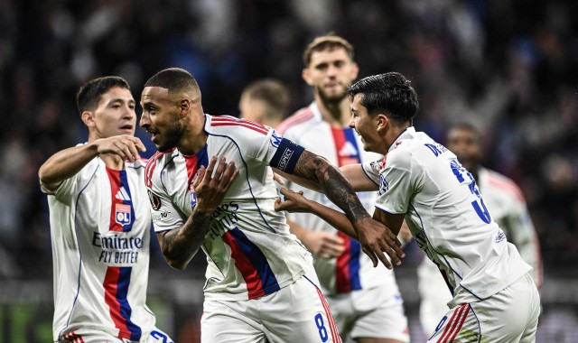 欧联杯（第7轮）：里昂客场依旧领先，锁定八分之一决赛门票